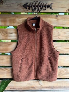 TNA Men's Rust Brown Fleece Vest